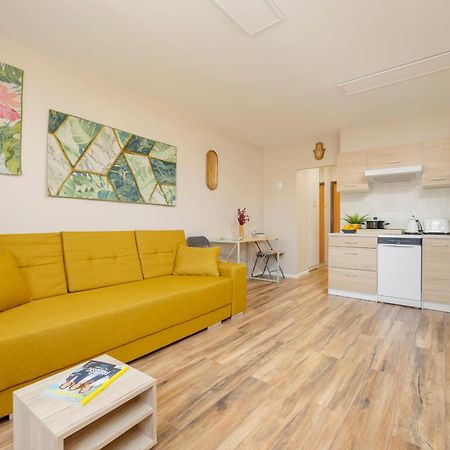 Zoliborz Modern Apartment 8Th Floor By Noclegi Renters Warsawa Bagian luar foto