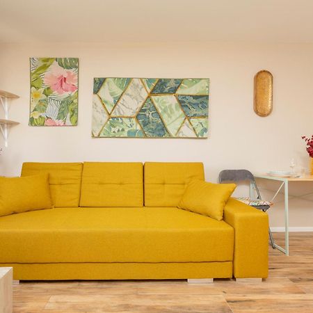 Zoliborz Modern Apartment 8Th Floor By Noclegi Renters Warsawa Bagian luar foto