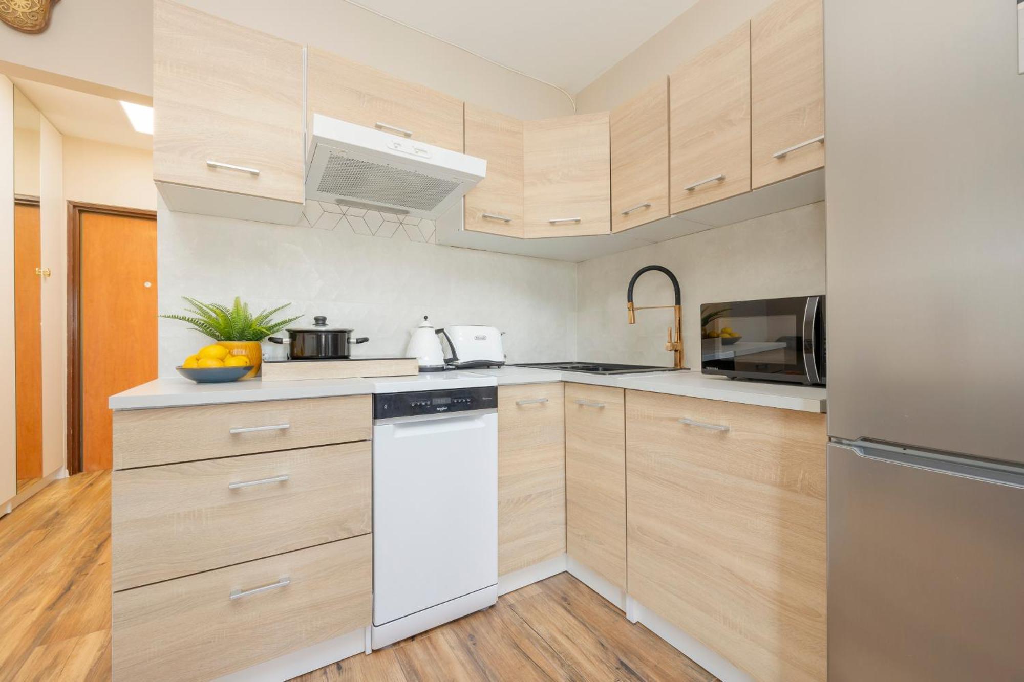 Zoliborz Modern Apartment 8Th Floor By Noclegi Renters Warsawa Bagian luar foto